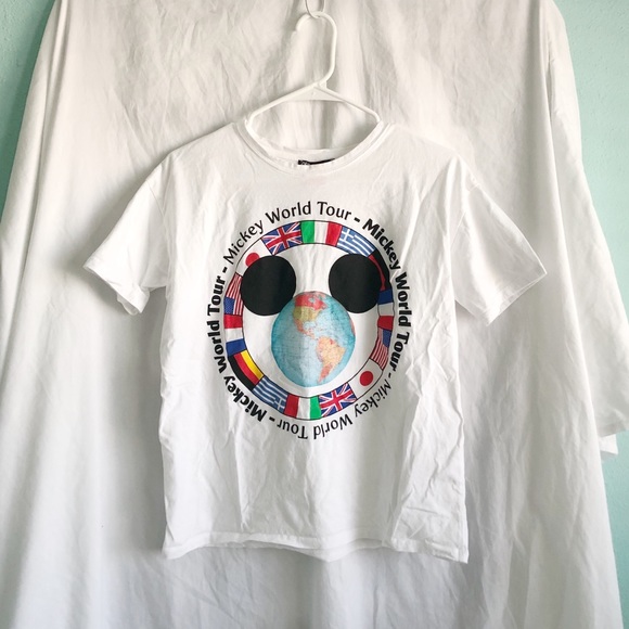 Zara | Tops | Zara Mickey Mouse World 